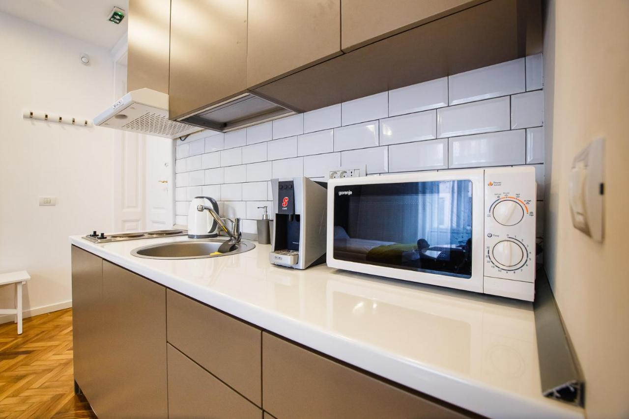 Eat It Cozy Downtown Apartments オラデア エクステリア 写真