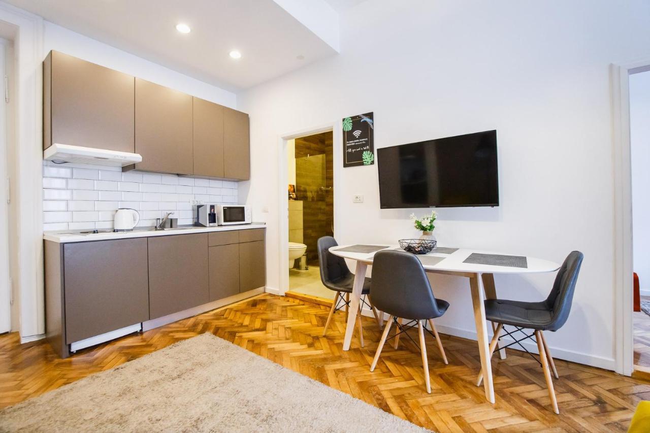Eat It Cozy Downtown Apartments オラデア エクステリア 写真
